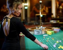 Jouer sur la roulette en ligne en direct du Royal Casino Aarhus
