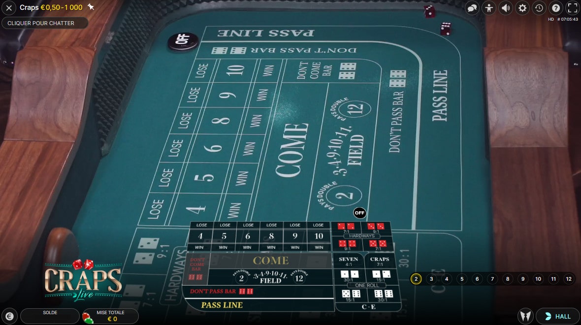 Vue aérienne de la table de dés en ligne Craps Live