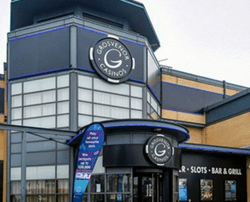 Un joueur gagne un jackpot au blackjak au Grosvenor Casino Leeds Westgate