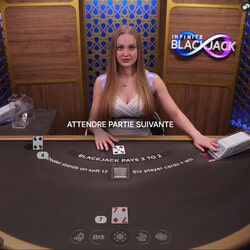 Blackjack pour joueurs debutants avec croupier en direct