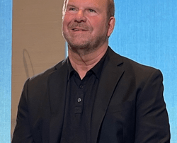 Un hôtel-casino de Tilman Fertitta sur le Strip pour bientôt?