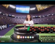 Croupière en live a la table Hat-Trick Roulette de Vivo Gaming