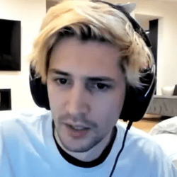 Le streameur xQc interdit de casinos de Loto Quebec